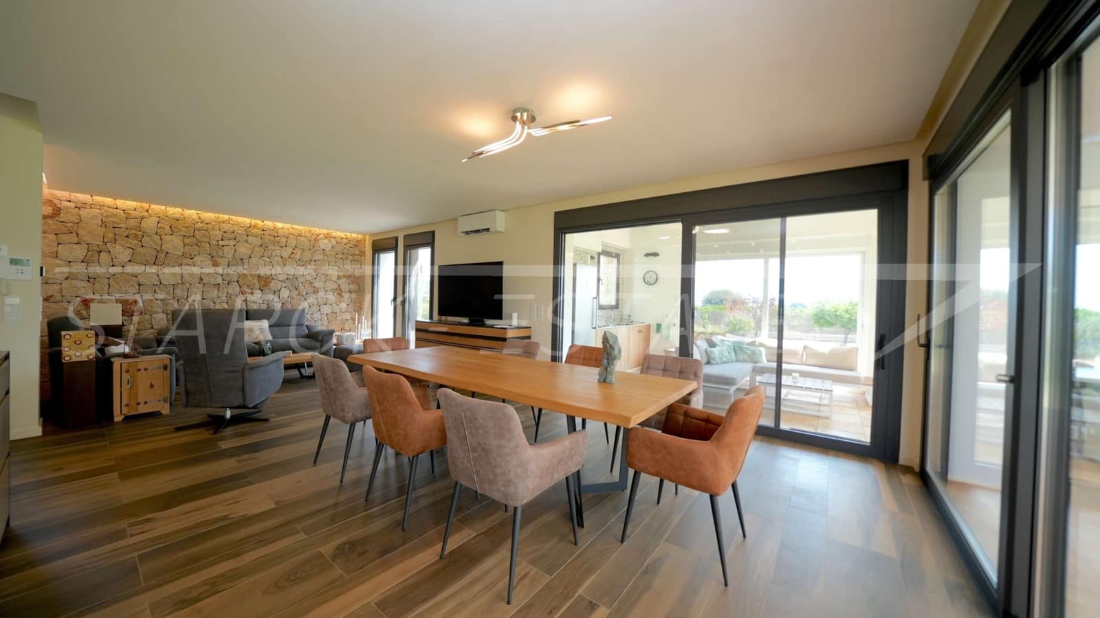 6 soveværelse Finca/Landehus til salg i Sanet i Negrals med swimmingpool - € 1.500.000 (Ref: 9161602)