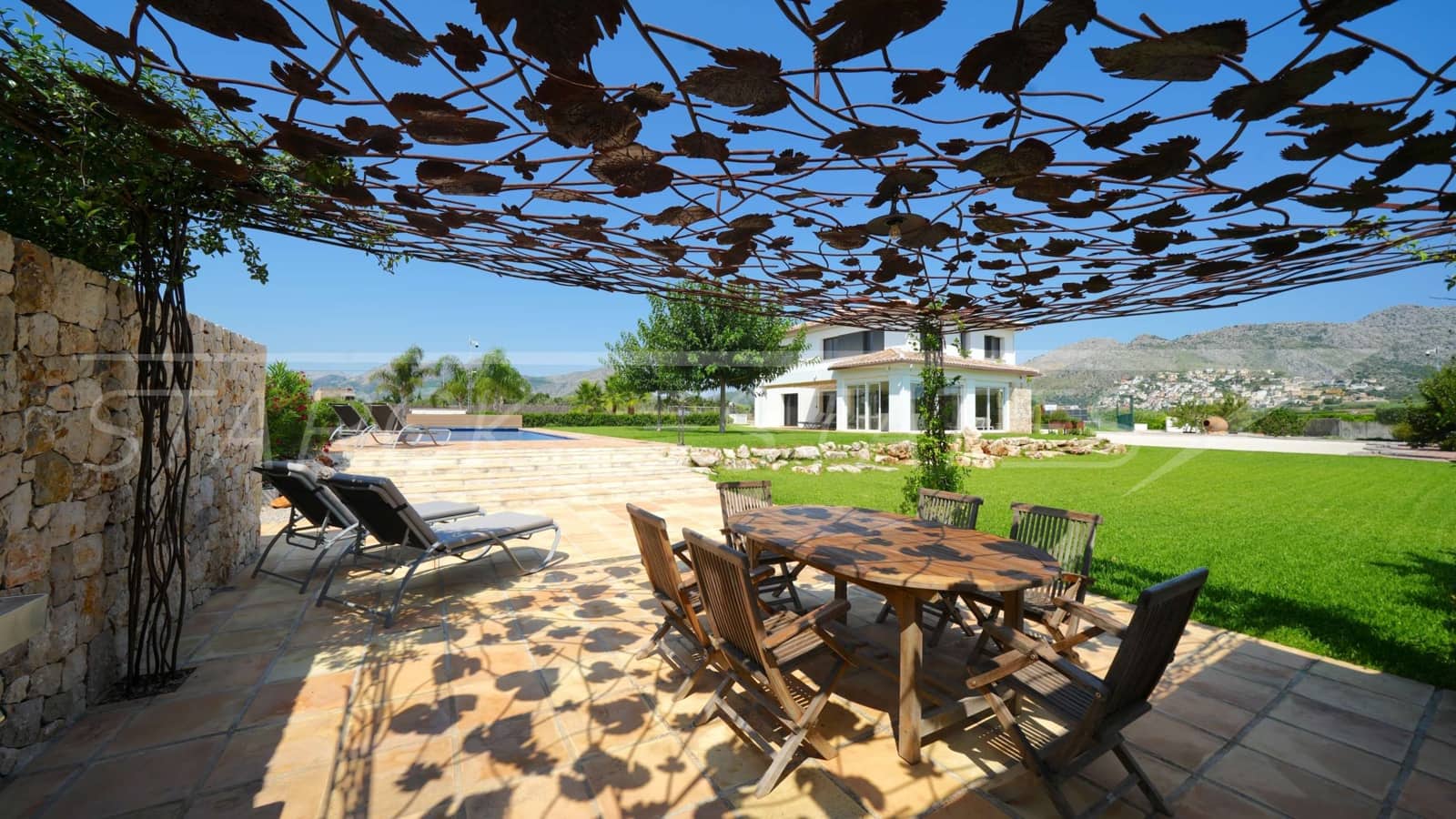 6 soveværelse Finca/Landehus til salg i Sanet i Negrals med swimmingpool - € 1.500.000 (Ref: 9161602)