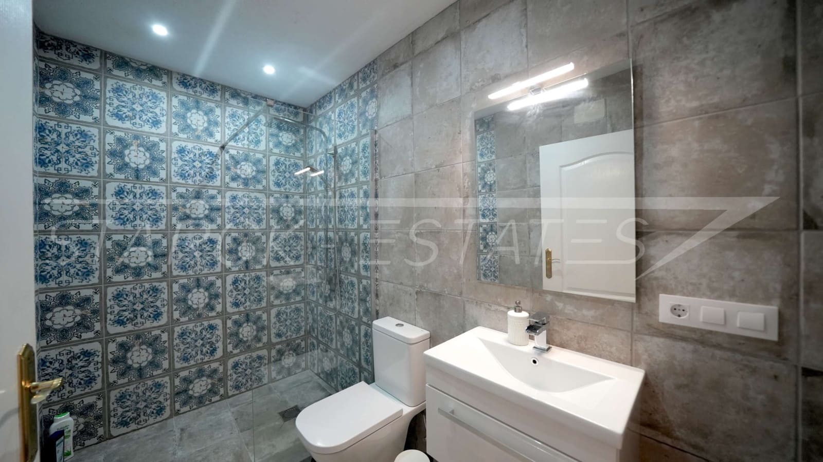 9 soverom Finca/Herregård til salgs i Lliber med svømmebasseng garasje - € 995 000 (Ref: 9230557)