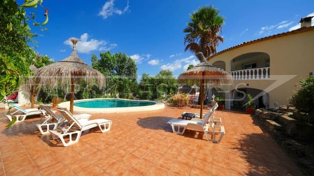 9 soveværelse Finca/Landehus til salg i Llíber med swimmingpool garage - € 995.000 (Ref: 9230557)