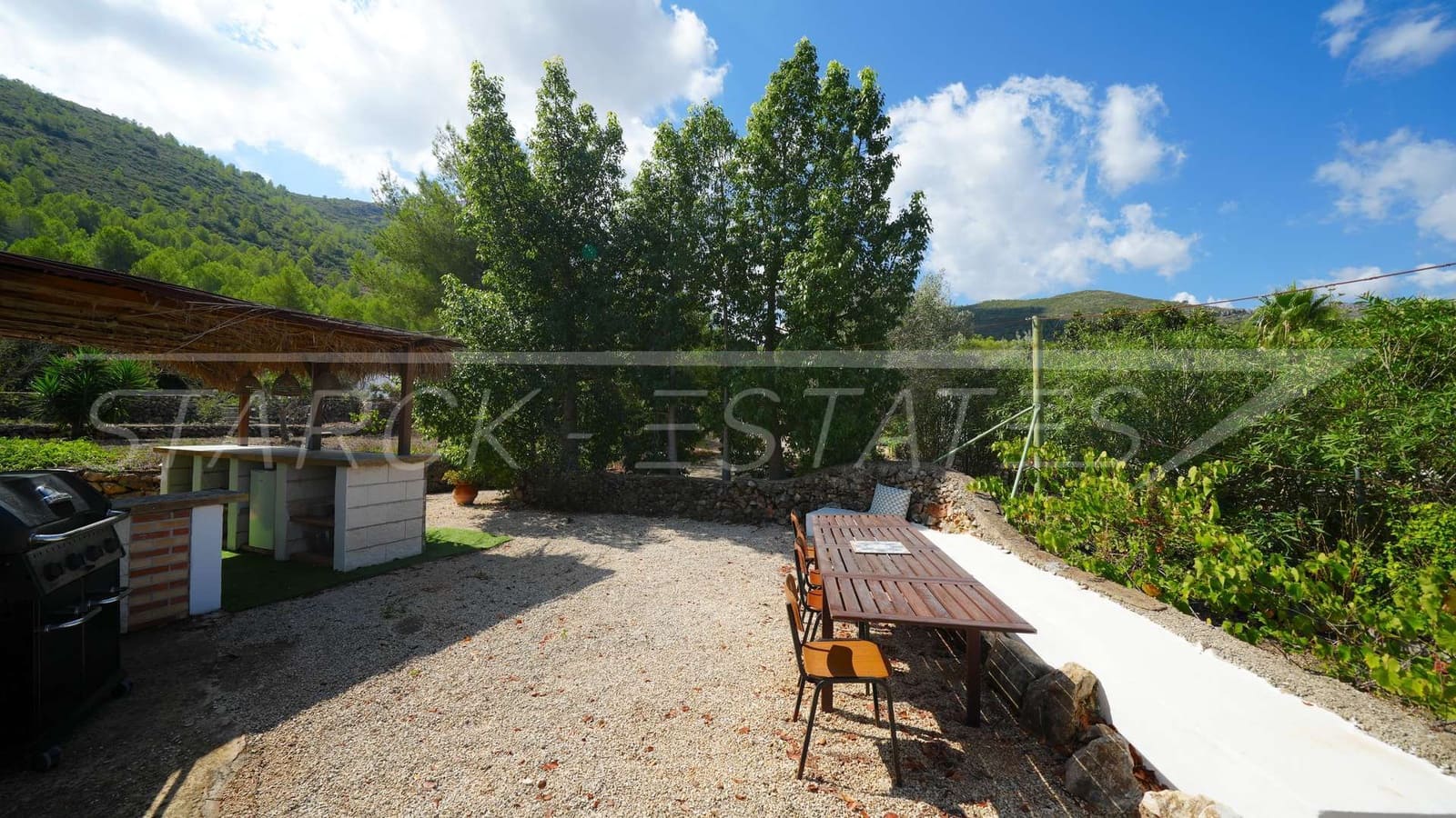 9 sypialnia Finka/Dom wiejski na sprzedaż w Lliber z basenem garażem - 949 950 € (Ref: 9230557)