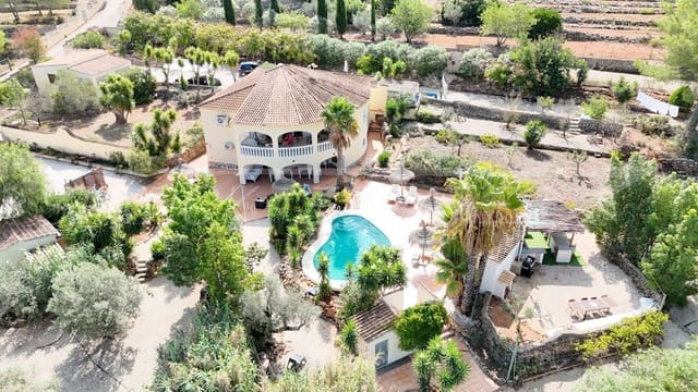 9 sypialnia Finka/Dom wiejski na sprzedaż w Llíber z basenem garażem - 949 950 € (Ref: 9230557)