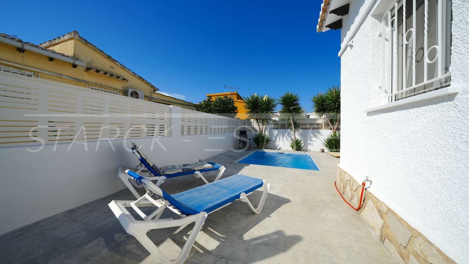 2 bedroom Villa for sale in Els Poblets with pool - € 310,000 (Ref: 9294929)