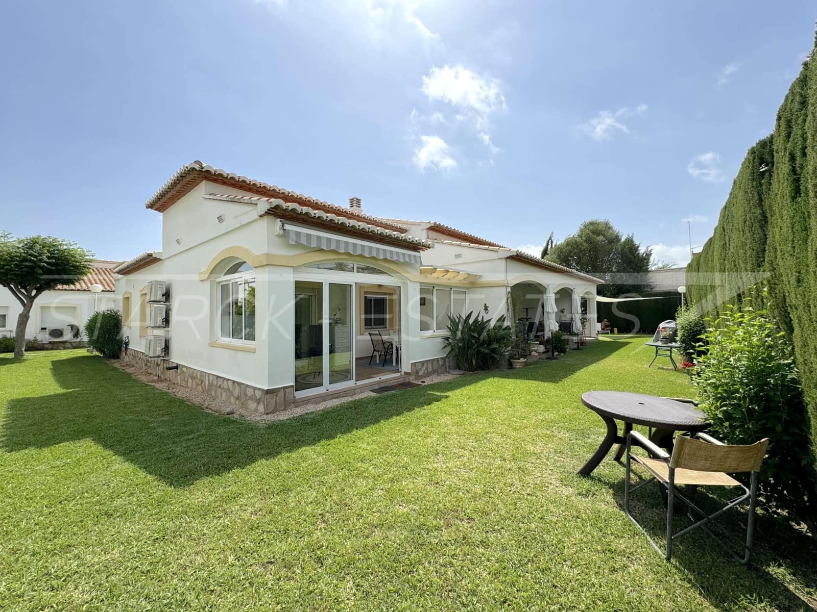 2 Zimmer Bungalow zu verkaufen in Beniarbeig mit Pool - 220.000 € (Ref: 9296350)