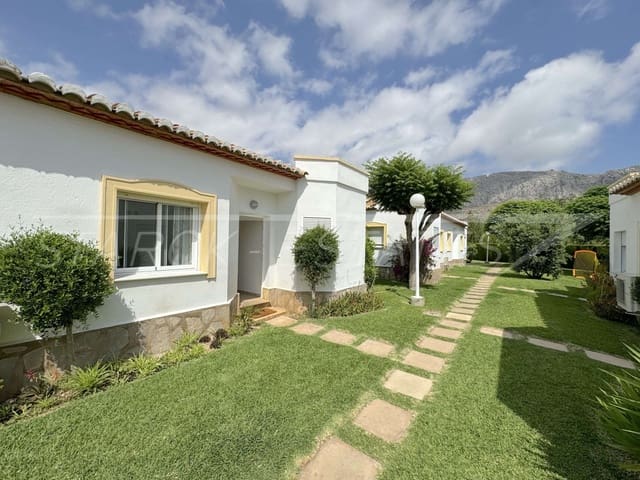 2 bedroom Bungalow for sale in Beniarbeig with pool - € 220,000 (Ref: 9296350)