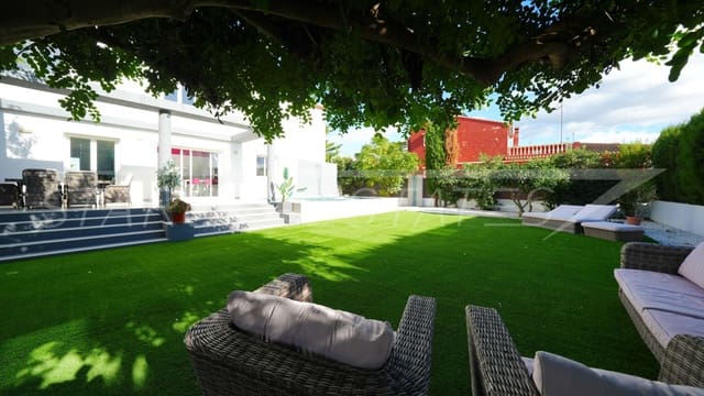 5 chambre Villa/Maison à vendre à El Vergel / Verger avec piscine garage - 749 000 € (Ref: 9337411)