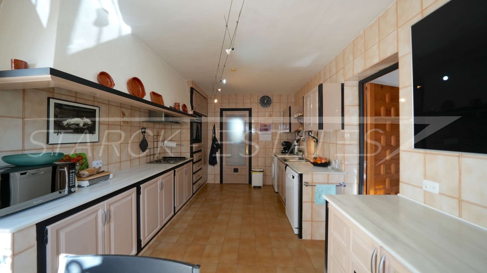 4 bedroom Villa for sale in Javea / Xabia with pool garage - € 749,000 (Ref: 9376404)