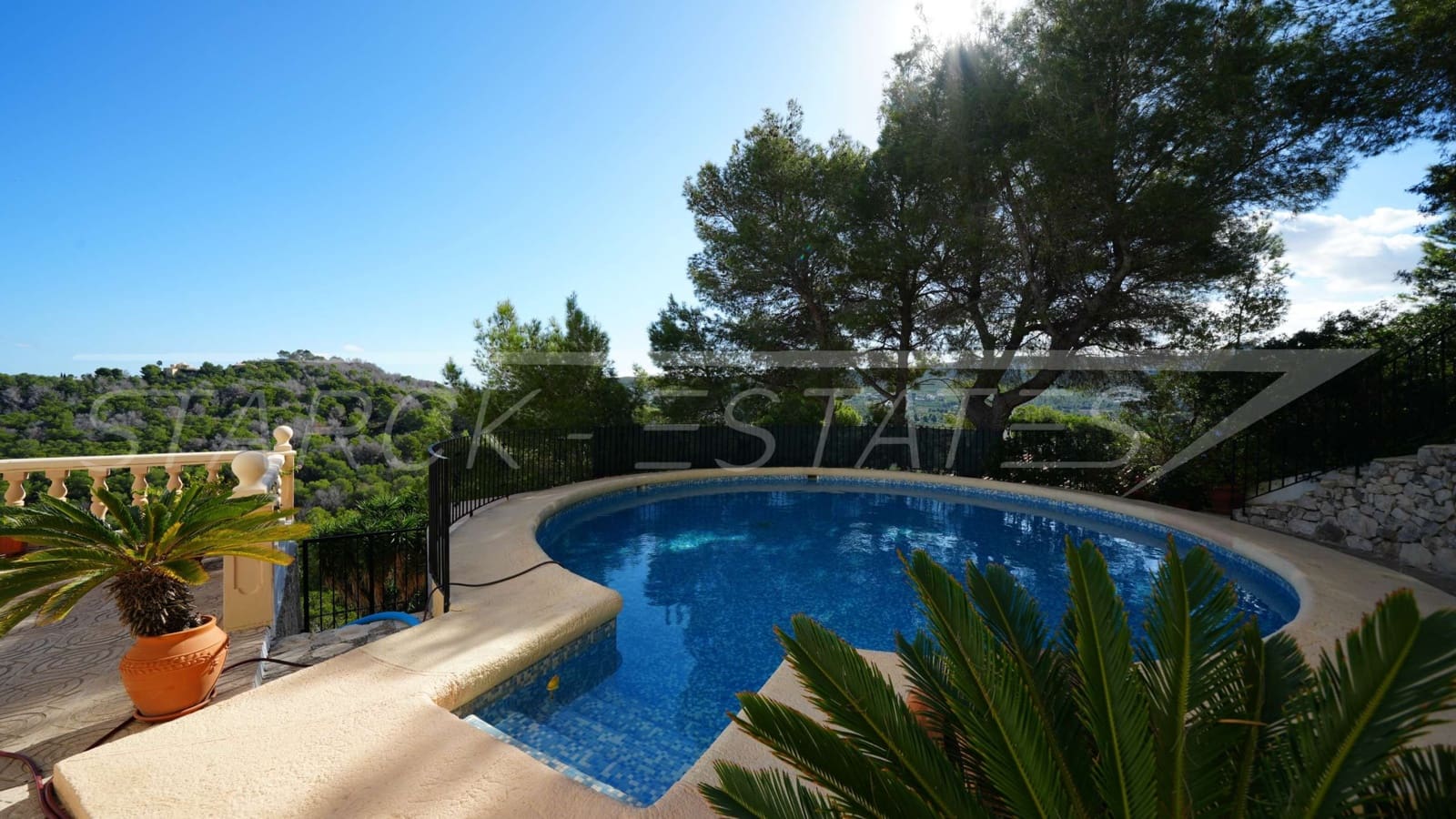 4 bedroom Villa for sale in Javea / Xabia with pool garage - € 749,000 (Ref: 9376404)