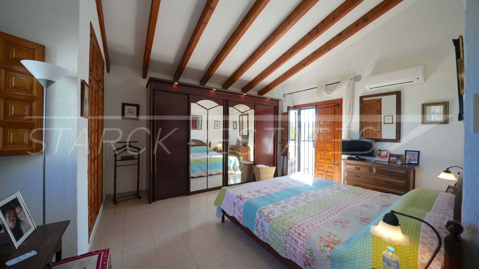 4 bedroom Villa for sale in Javea / Xabia with pool garage - € 749,000 (Ref: 9376404)