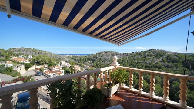 4 Zimmer Villa zu verkaufen in Cap Martí - El Tossalet - Pinomar, Javea / Xàbia mit Pool Garage - 749.000 € (Ref: 9376404)