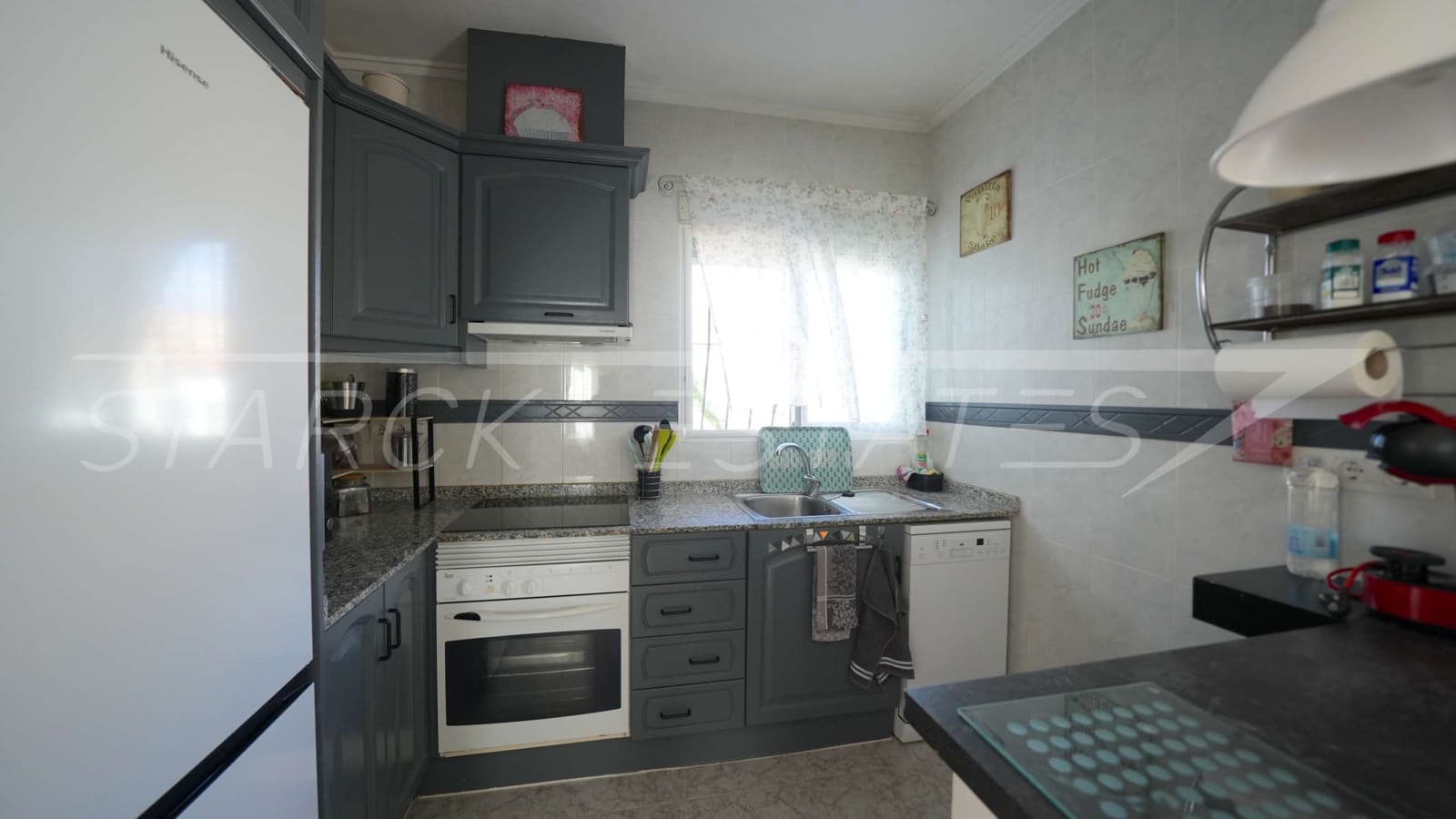 3 soverom Villa til salgs i Oliva med svømmebasseng - € 320 000 (Ref: 9384035)