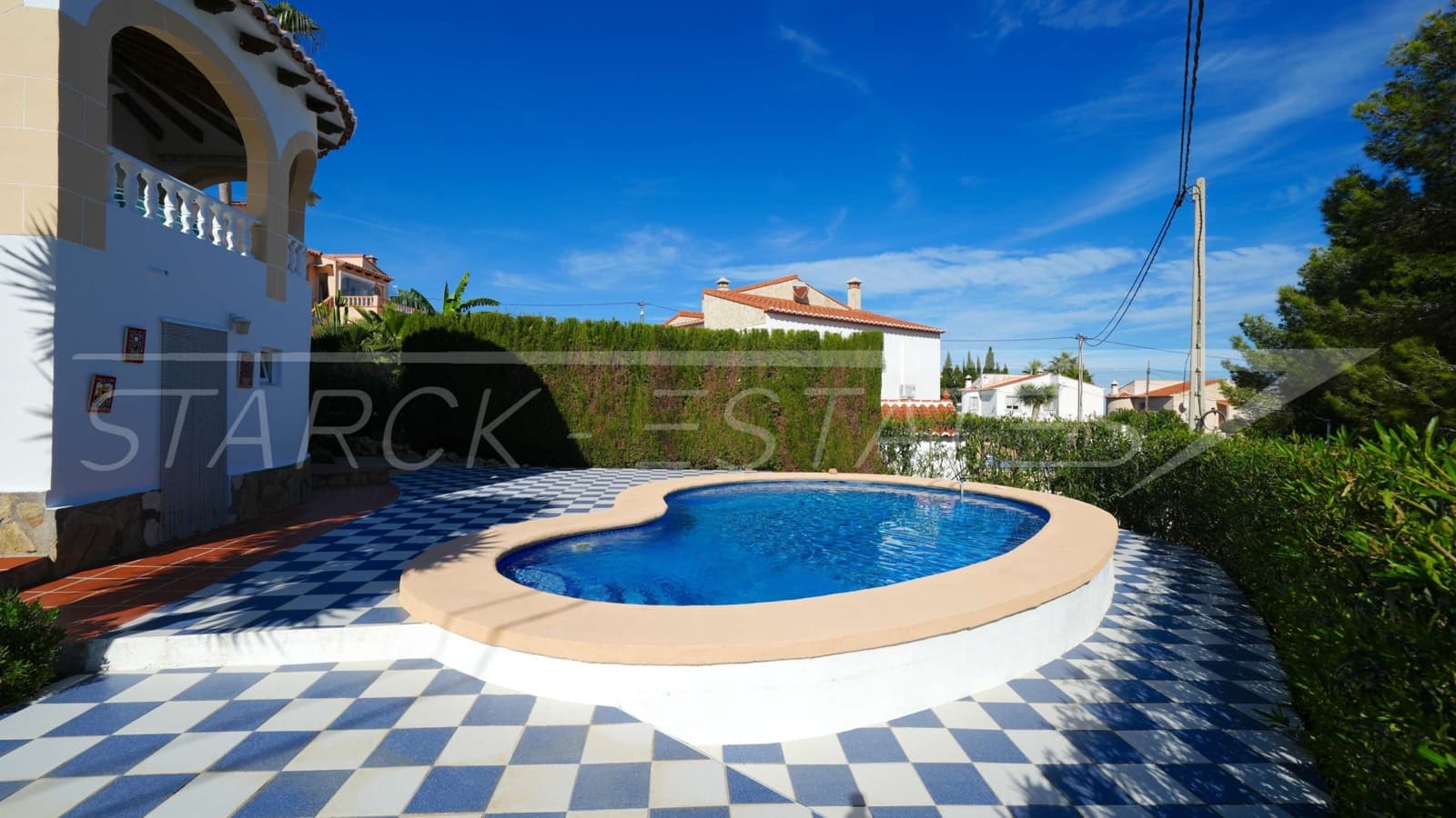 3 soverom Villa til salgs i Oliva med svømmebasseng - € 320 000 (Ref: 9384035)