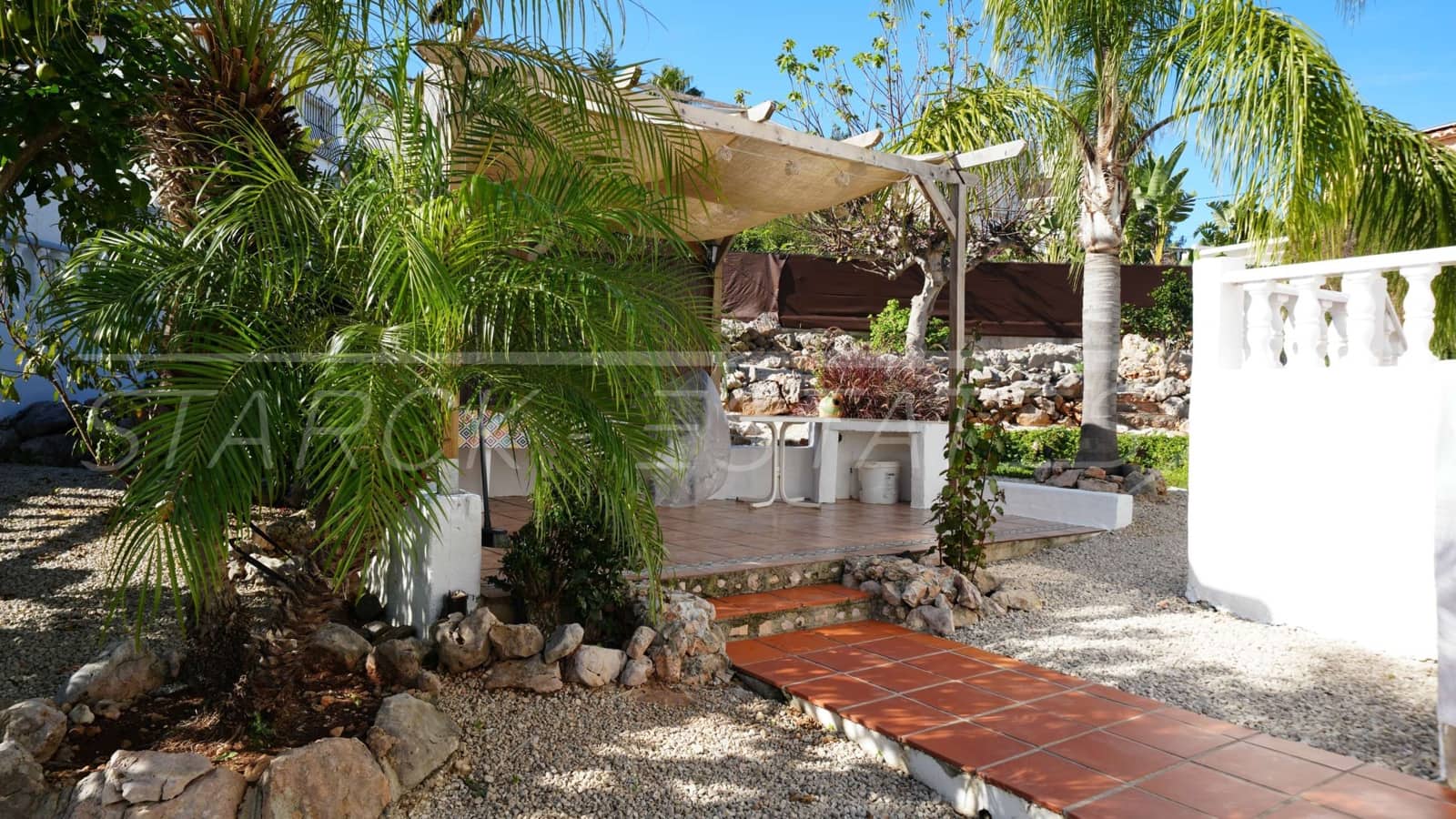 3 soverom Villa til salgs i Oliva med svømmebasseng - € 320 000 (Ref: 9384035)