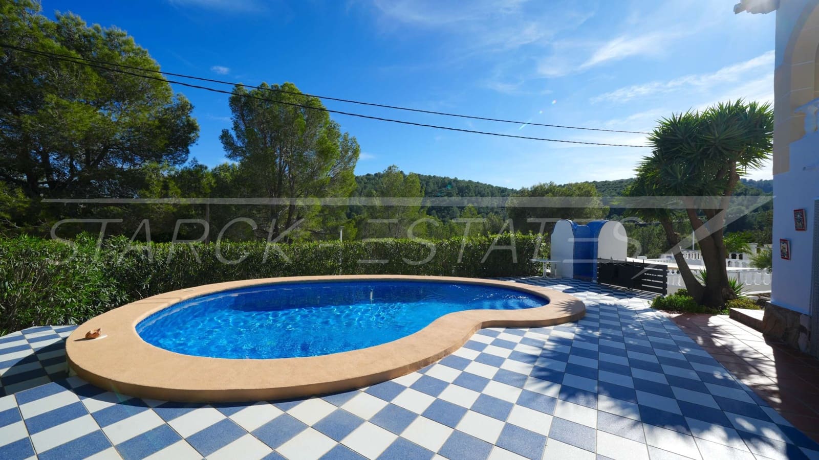 3 soverom Villa til salgs i Oliva med svømmebasseng - € 320 000 (Ref: 9384035)