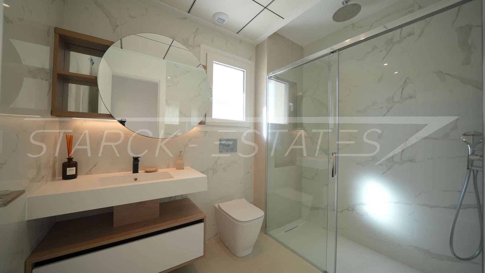 3 soverom Hus til salgs i Ciudad Quesada med svømmebasseng - € 417 000 (Ref: 9452513)