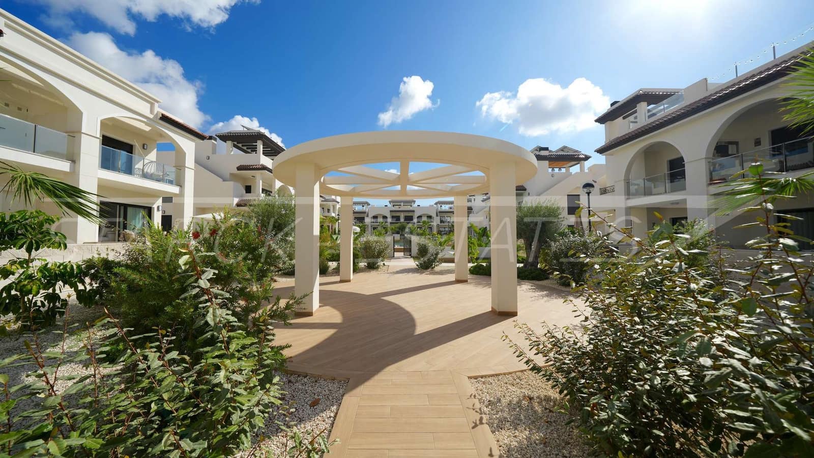 3 soverom Hus til salgs i Ciudad Quesada med svømmebasseng - € 417 000 (Ref: 9452513)