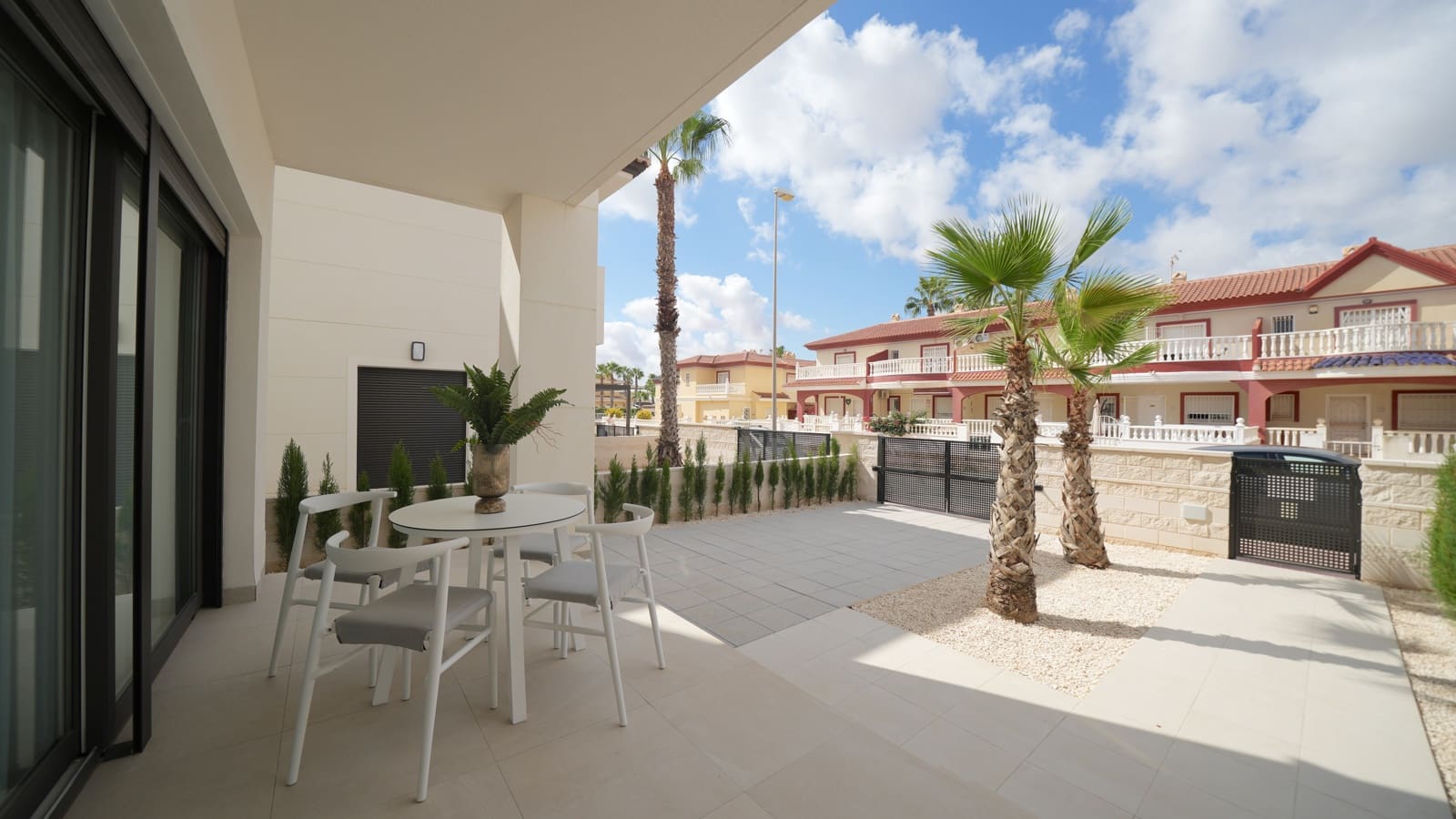 3 bedroom Townhouse for sale in Ciudad Quesada with pool garage - € 417,000 (Ref: 9452513)