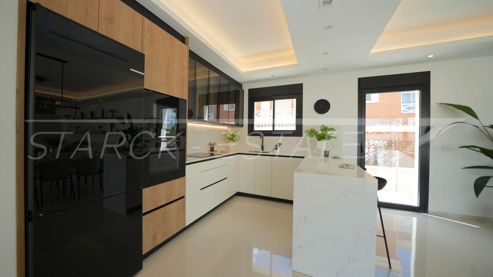 Chalet de 3 habitaciones en Ciudad Quesada en venta con piscina - 852.460 € (Ref: 9452995)