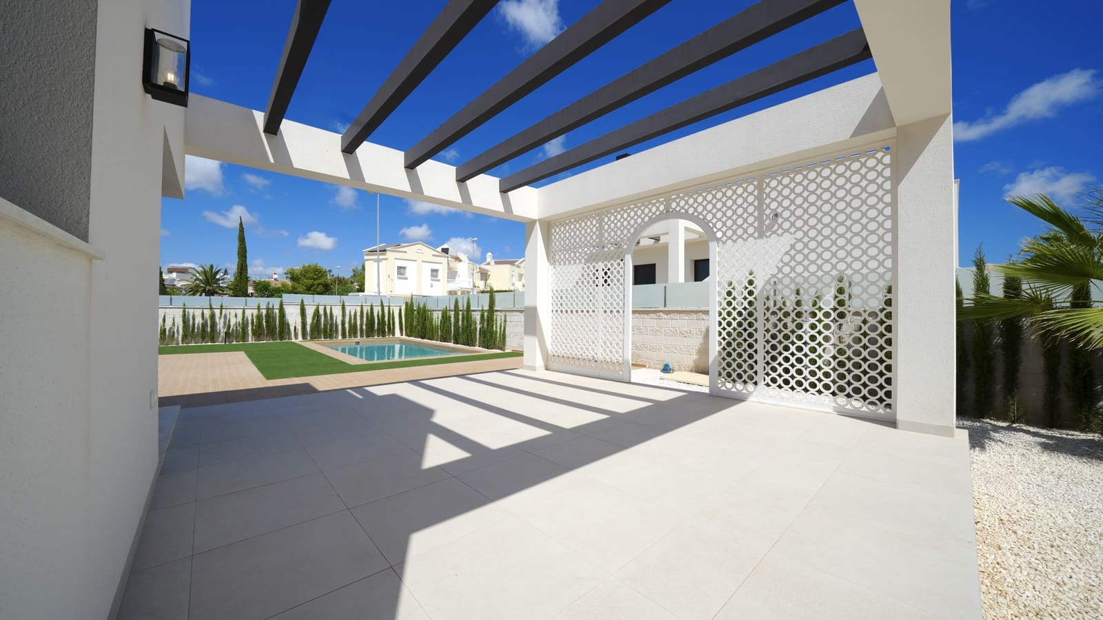 3 bedroom Villa for sale in Ciudad Quesada with pool garage - € 852,460 (Ref: 9452995)