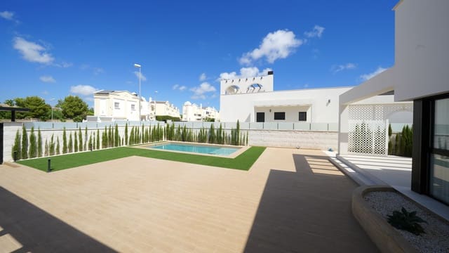 3 makuuhuone Huvila myytävänä paikassa Ciudad Quesada, Rojales mukana uima-altaan - 852 460 € (Ref: 9452995)