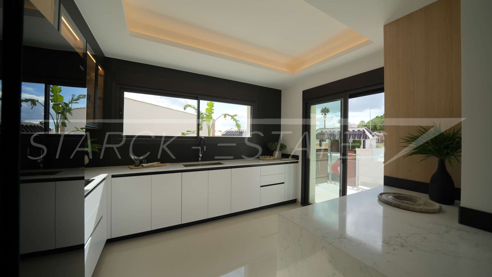 Chalet de 3 habitaciones en Ciudad Quesada en venta con piscina - 871.162 € (Ref: 9452996)