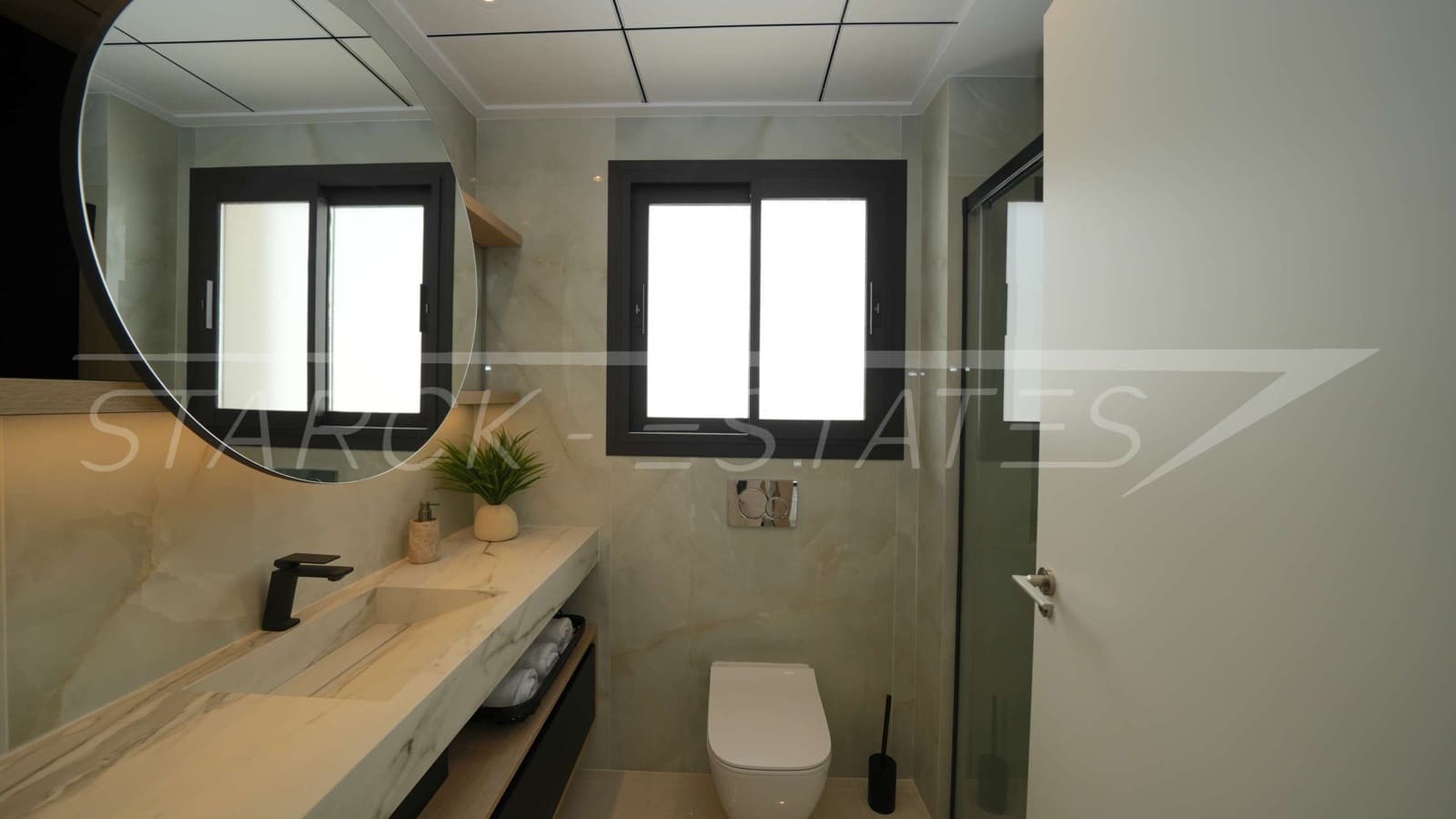 Chalet de 3 habitaciones en Ciudad Quesada en venta con piscina - 871.162 € (Ref: 9452996)