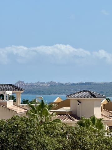 Chalet de 3 habitaciones en Ciudad Quesada, Rojales en venta con piscina garaje - 871.162 € (Ref: 9452996)