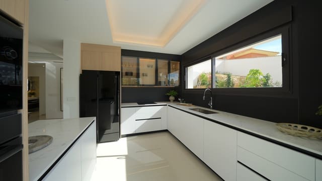 Chalet de 3 habitaciones en Ciudad Quesada, Rojales en venta con piscina garaje - 871.162 € (Ref: 9452996)