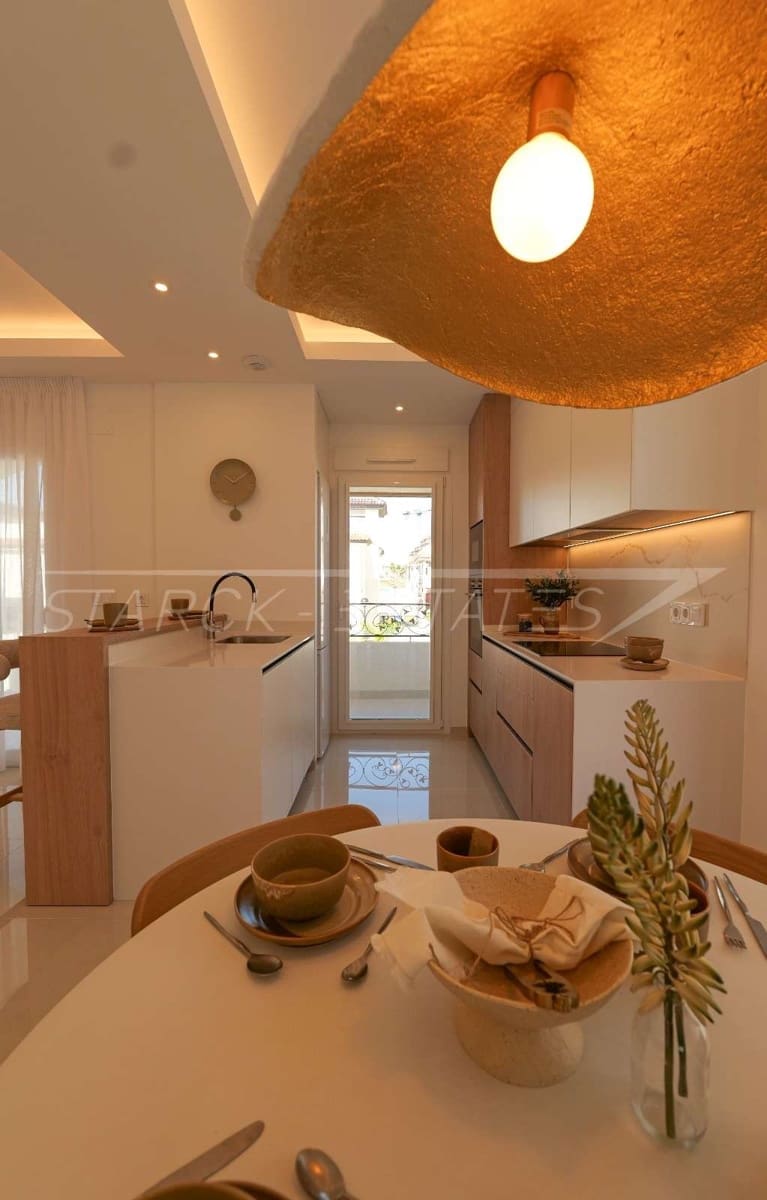 2 bedroom Penthouse for sale in Ciudad Quesada with pool - € 321,000 (Ref: 9452997)