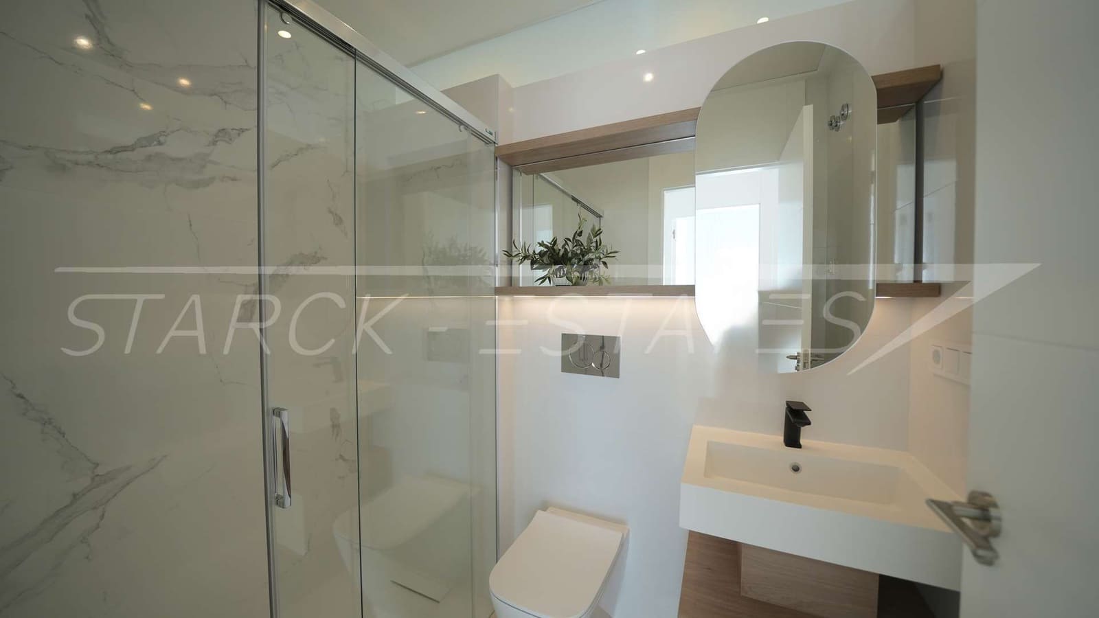 2 bedroom Penthouse for sale in Ciudad Quesada with pool - € 321,000 (Ref: 9452997)