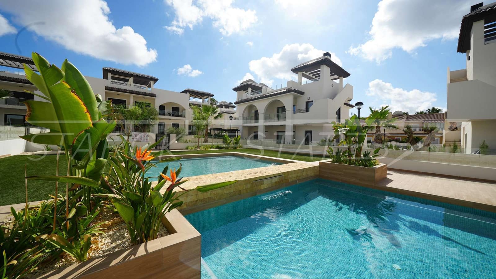 2 bedroom Penthouse for sale in Ciudad Quesada with pool - € 321,000 (Ref: 9452997)