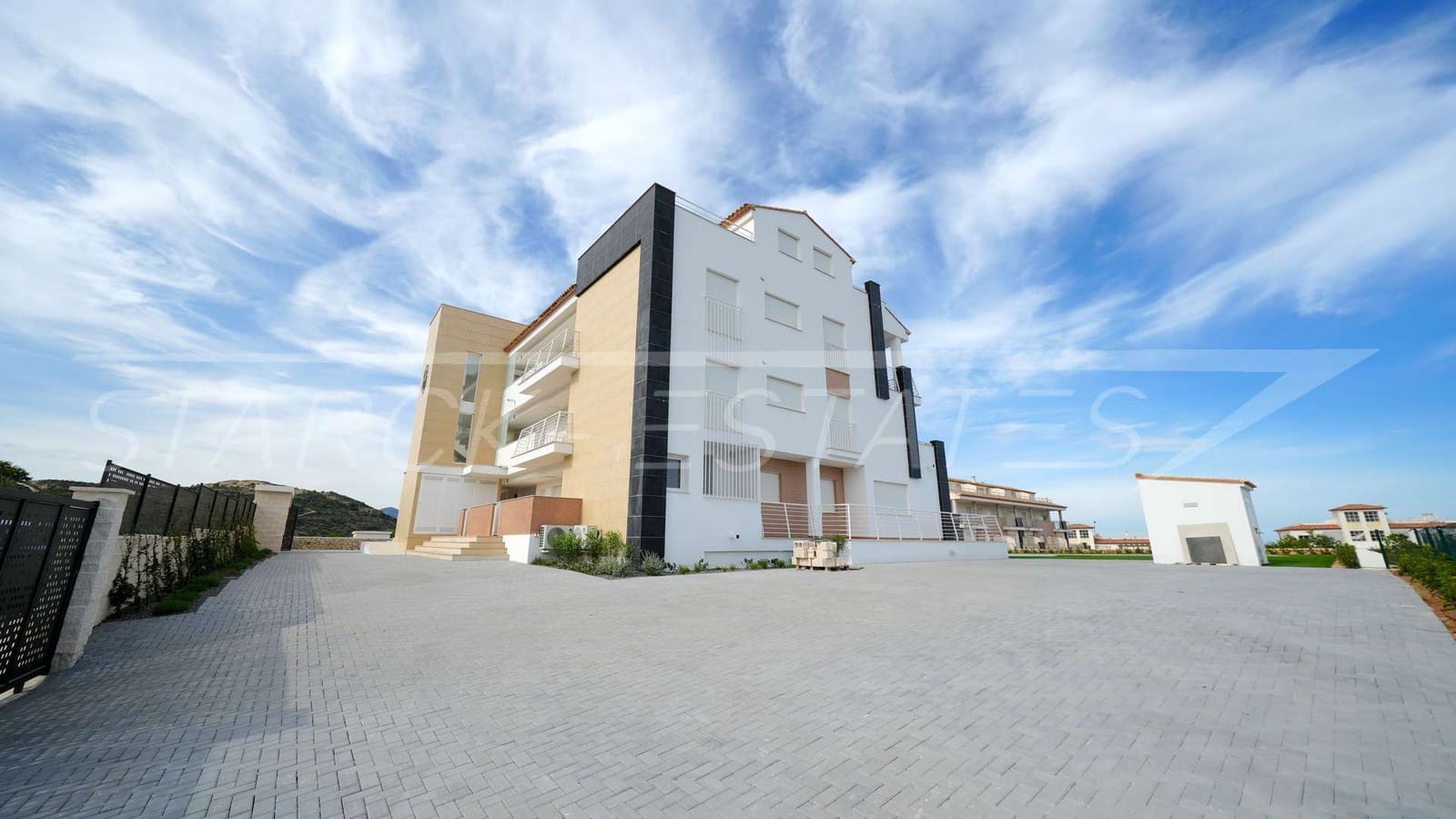 2 slaapkamer Appartement te koop in Monte Pego met zwembad - € 245.000 (Ref: 9452998)