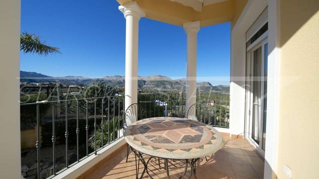 4 camera da letto Villa in vendita in Orba con piscina - 545.000 € (Rif: 9499499)