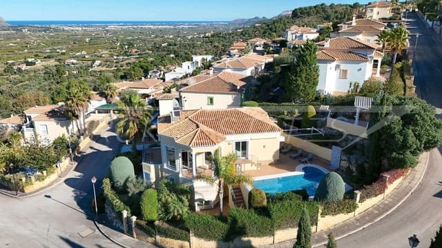 4 camera da letto Villa in vendita in Orba con piscina - 545.000 € (Rif: 9499499)