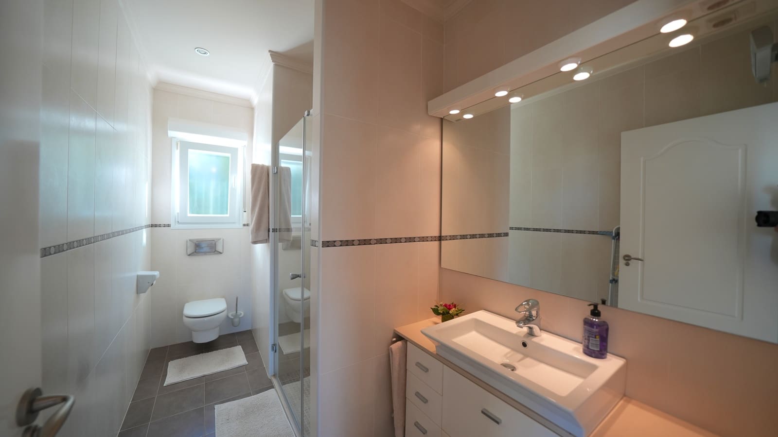 4 bedroom Villa for sale in Orba with pool garage - € 520,000 (Ref: 9499499)