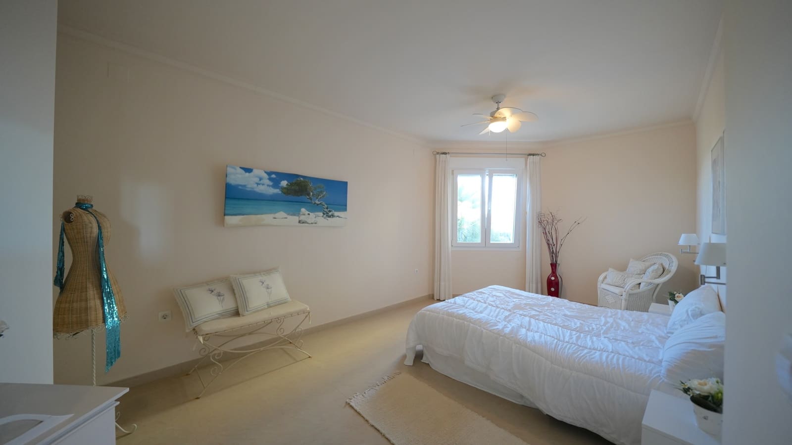 4 bedroom Villa for sale in Orba with pool garage - € 520,000 (Ref: 9499499)