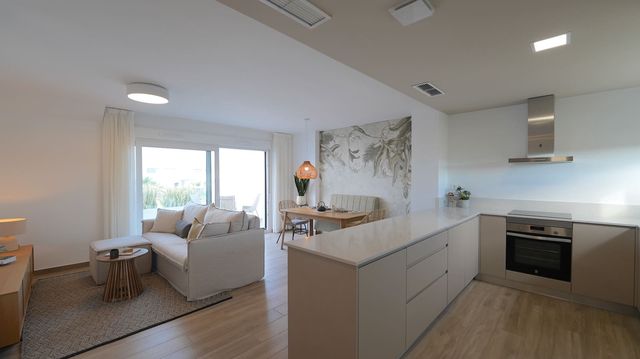 Apartamento de 2 habitaciones en Desamparados - Hurchillo - Torremendo, Orihuela en venta con piscina garaje - 269.990 € (Ref: 9499508)
