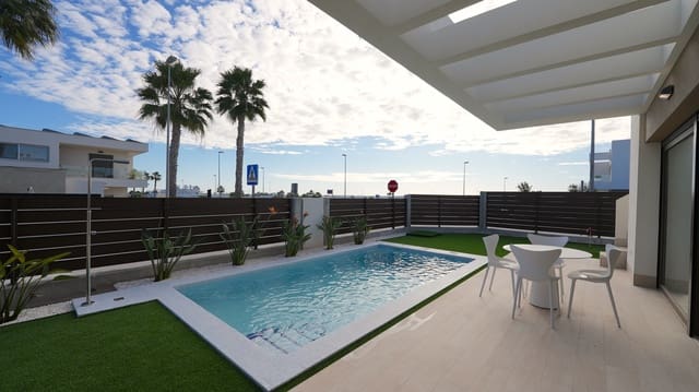 3 soverom Villa til salgs i Desamparados - Hurchillo - Torremendo, Orihuela med svømmebasseng - € 469 900 (Ref: 9499509)