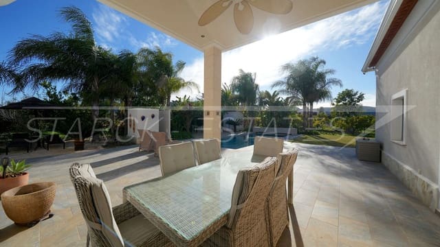 3 bedroom Finca/Country House for sale in Pedreguer with pool - € 899,000 (Ref: 9537065)