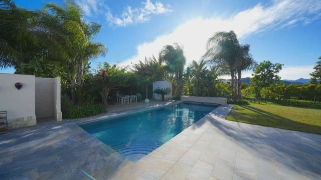 3 soveværelse Finca/Landehus til salg i Pedreguer med swimmingpool - € 899.000 (Ref: 9537065)