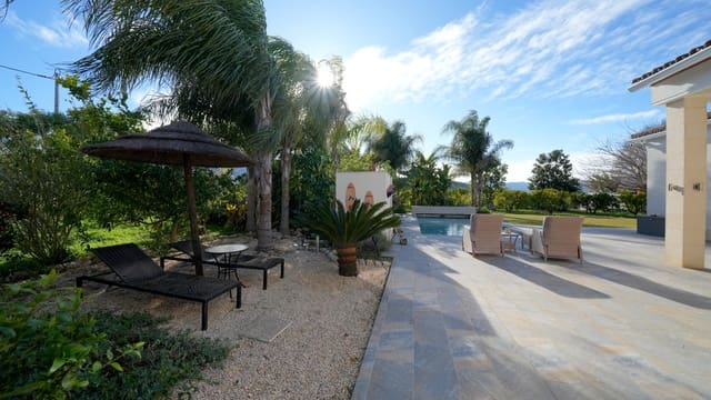 3 Zimmer Finca/Landgut zu verkaufen in Pedreguer mit Pool - 899.000 € (Ref: 9537065)