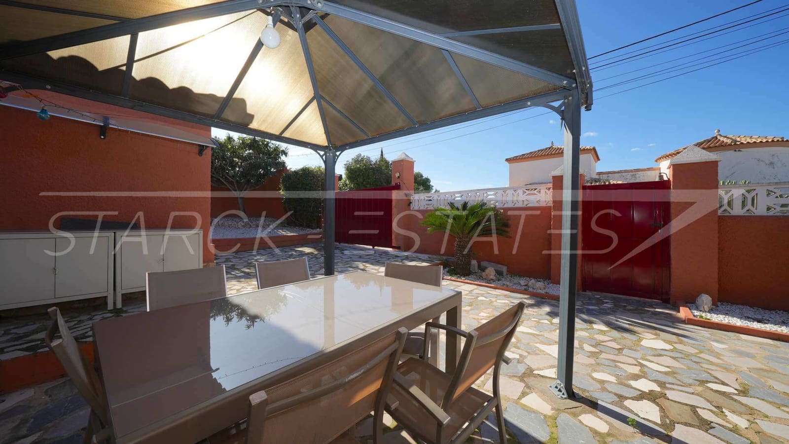 3 quarto Moradia para venda em Denia com piscina - 495 000 € (Ref: 9563781)
