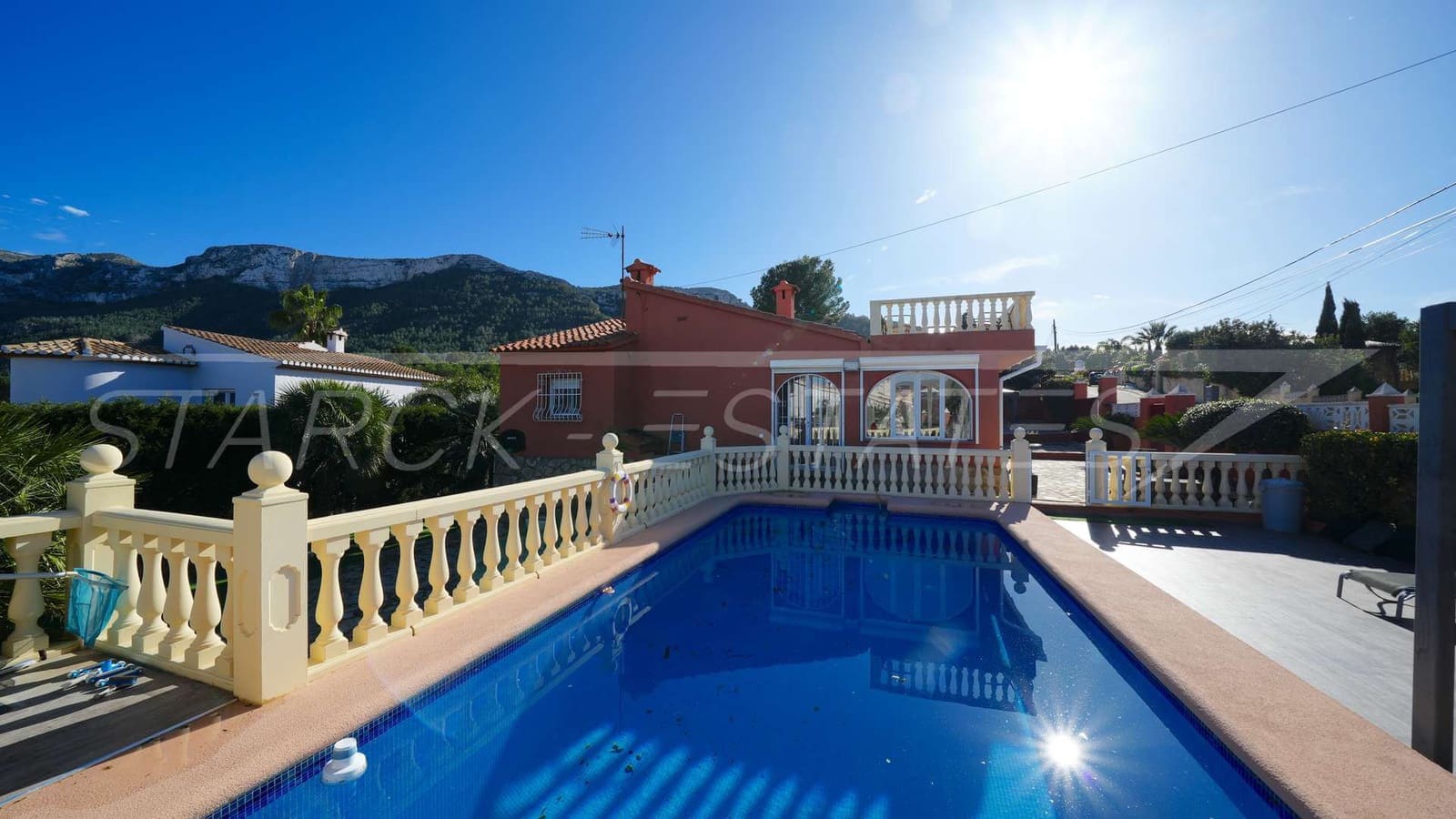 3 quarto Moradia para venda em Denia com piscina - 495 000 € (Ref: 9563781)
