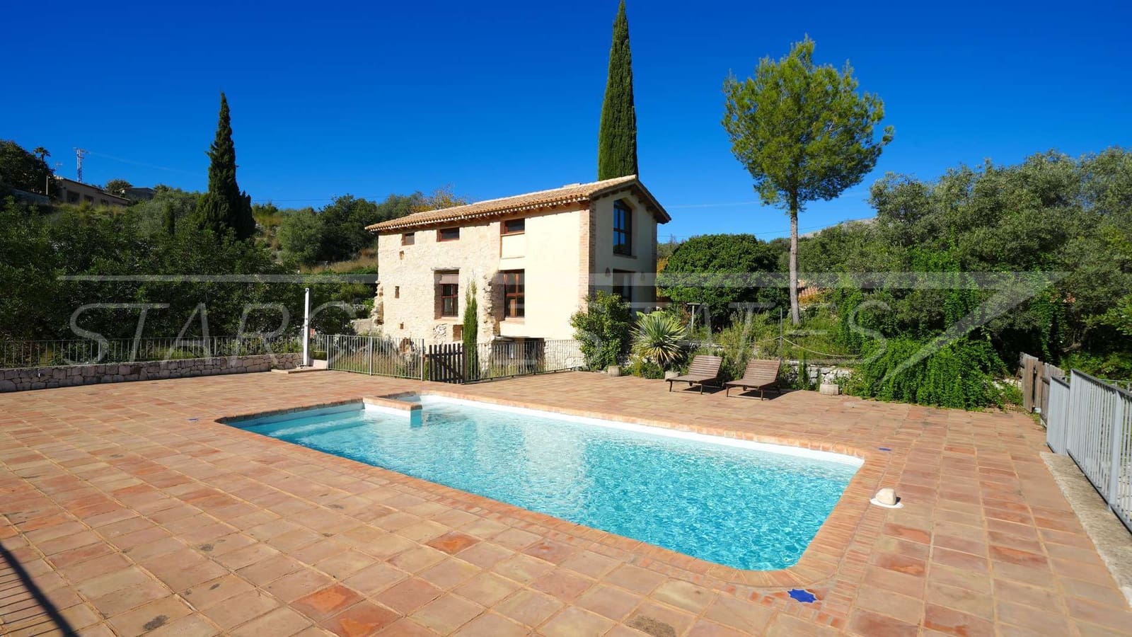 9 makuuhuone Maalaistalo myytävänä paikassa Vall de Laguart mukana uima-altaan - 1 620 000 € (Ref: 9578030)