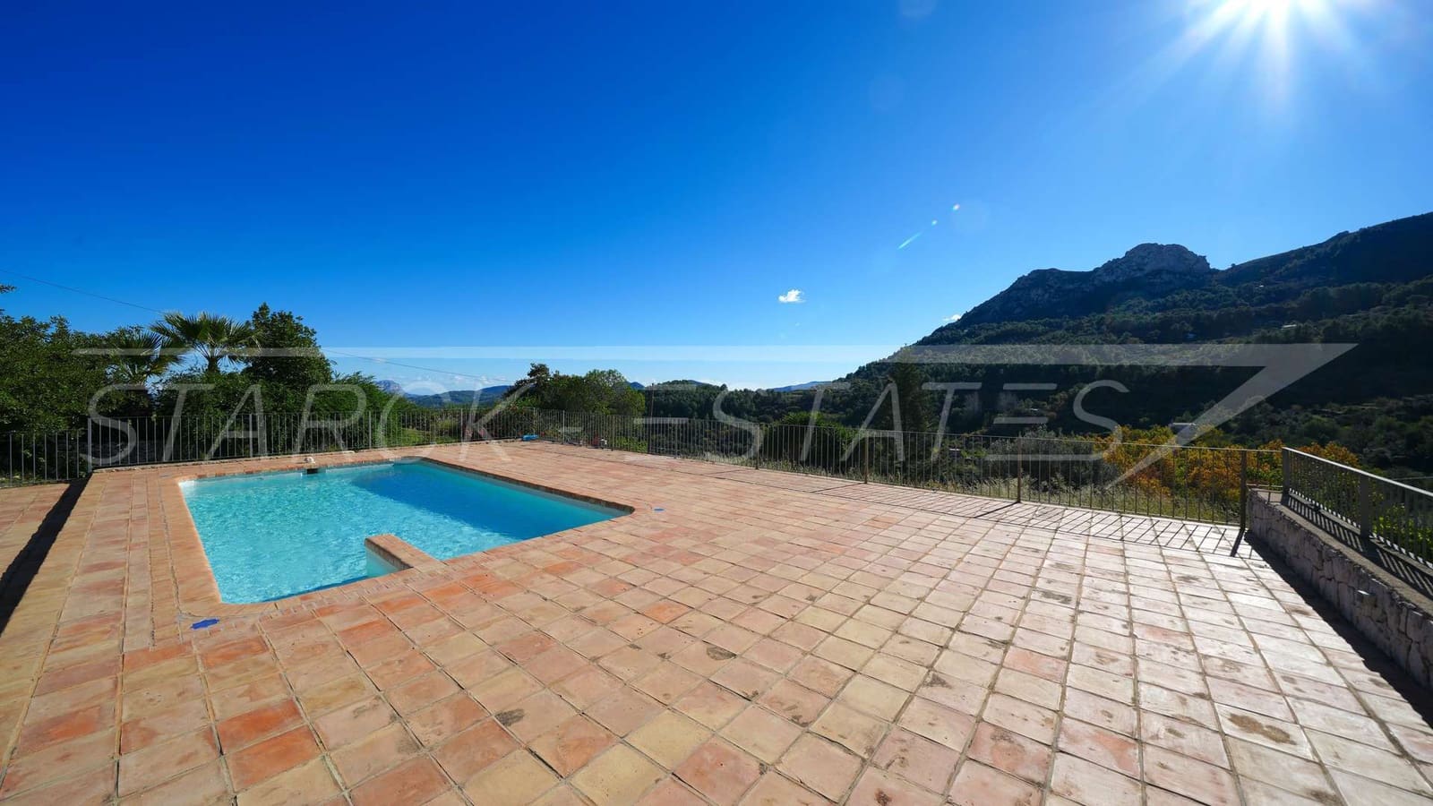 9 makuuhuone Maalaistalo myytävänä paikassa Vall de Laguart mukana uima-altaan - 1 620 000 € (Ref: 9578030)