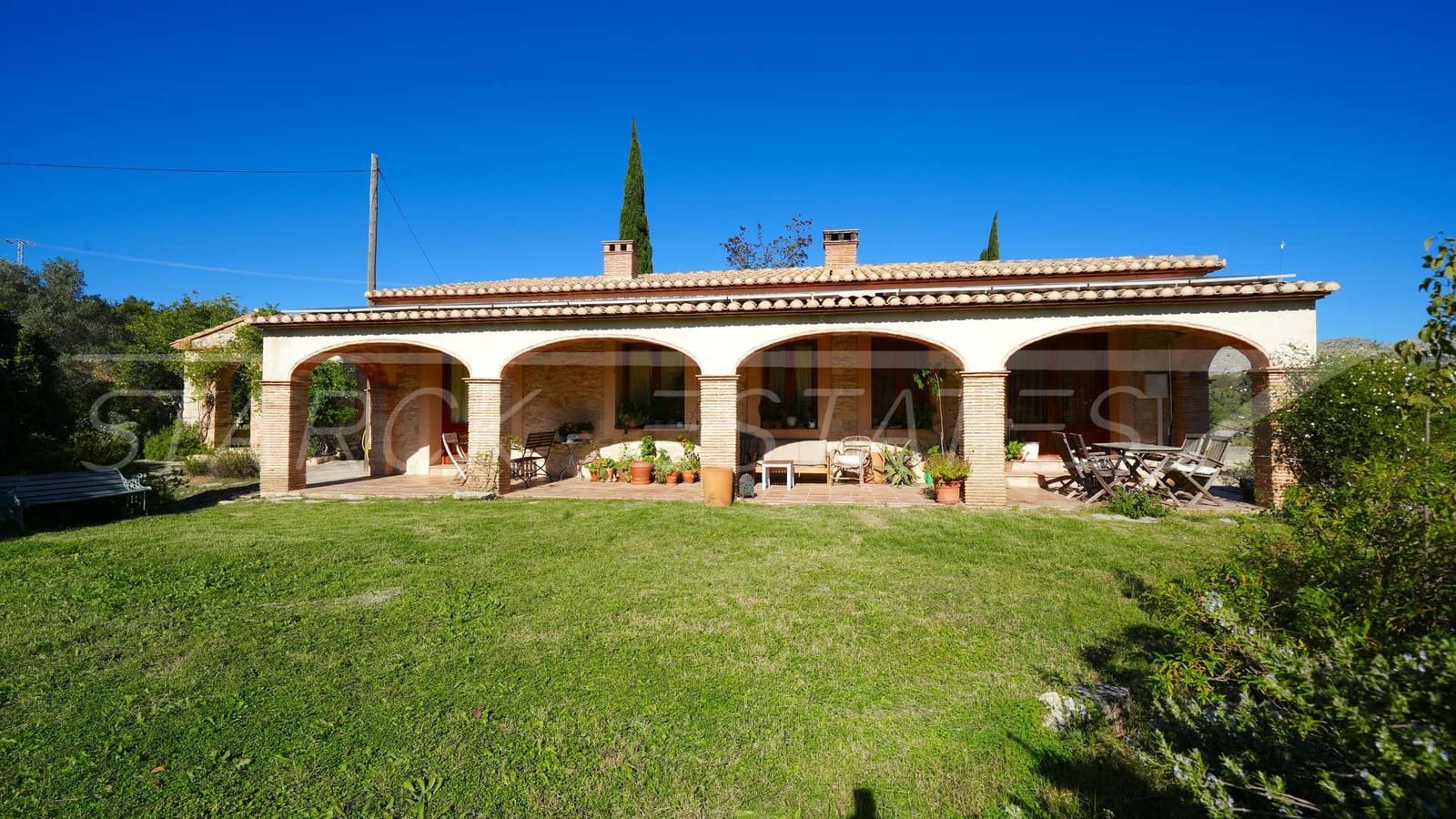 9 makuuhuone Maalaistalo myytävänä paikassa Vall de Laguart mukana uima-altaan - 1 620 000 € (Ref: 9578030)