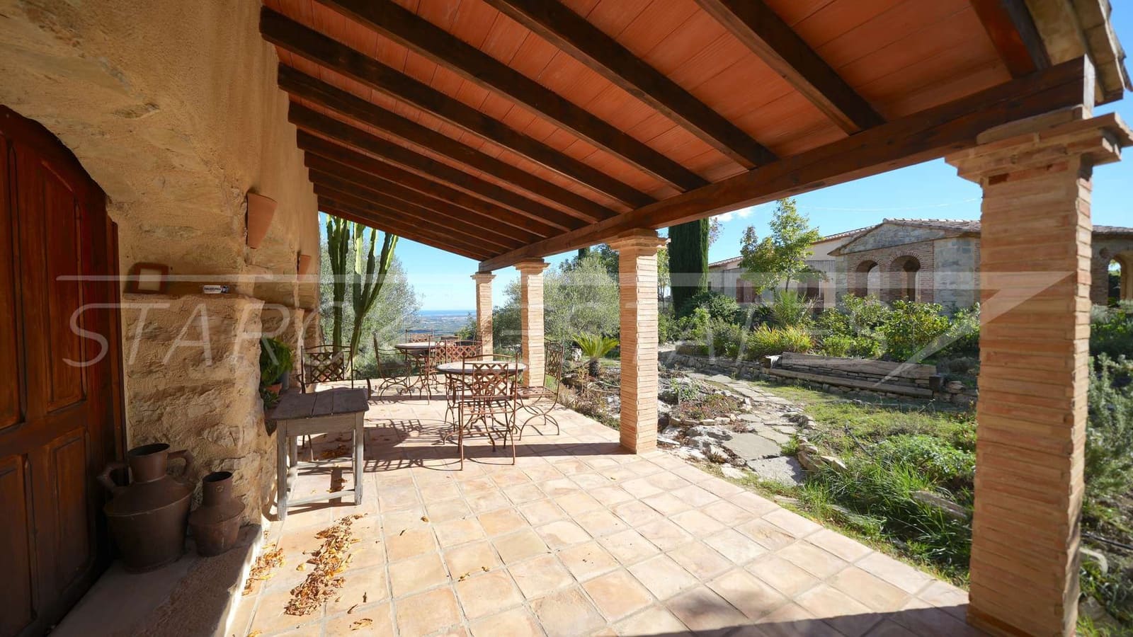 9 makuuhuone Maalaistalo myytävänä paikassa Vall de Laguart mukana uima-altaan - 1 620 000 € (Ref: 9578030)