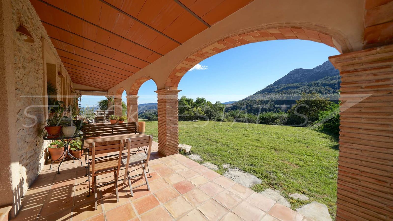 9 makuuhuone Maalaistalo myytävänä paikassa Vall de Laguart mukana uima-altaan - 1 620 000 € (Ref: 9578030)