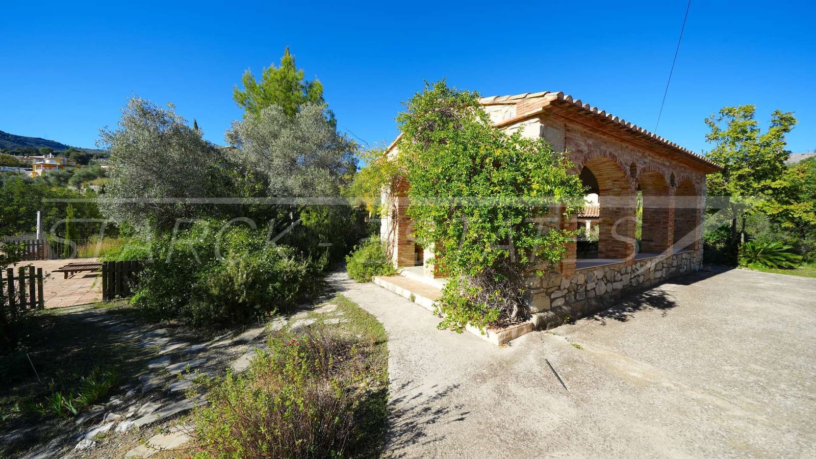 9 makuuhuone Maalaistalo myytävänä paikassa Vall de Laguart mukana uima-altaan - 1 620 000 € (Ref: 9578030)