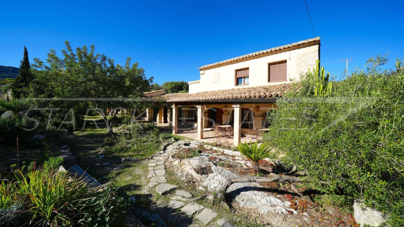 9 makuuhuone Maalaistalo myytävänä paikassa Vall de Laguart mukana uima-altaan - 1 620 000 € (Ref: 9578030)